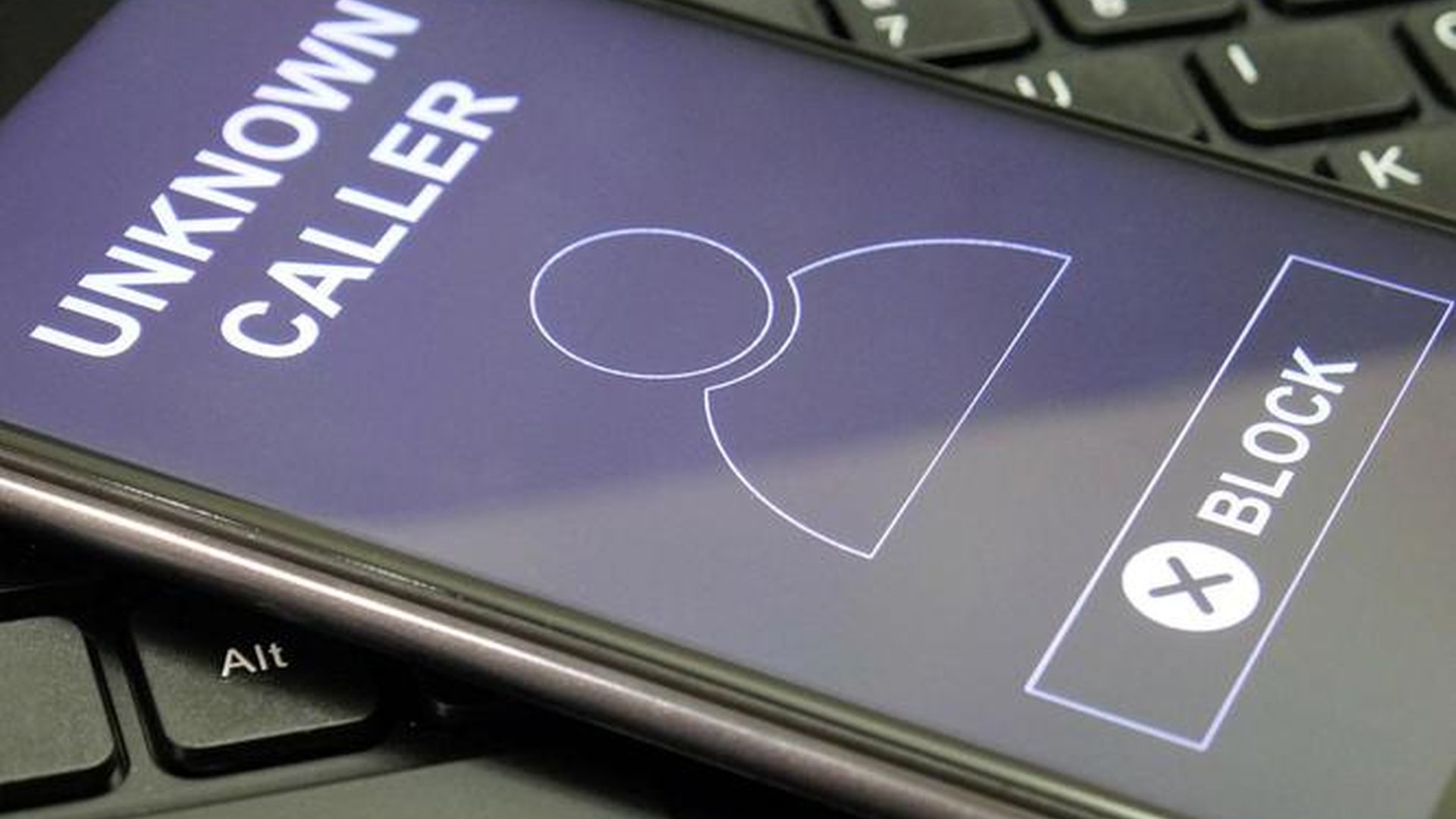 Berlin IT-Berater Smartphone Angriff SIM-Karte ges